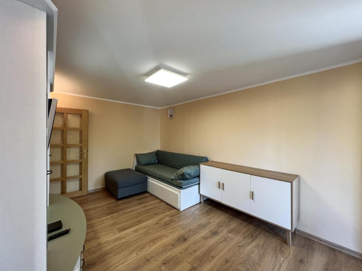 25 Apartment
