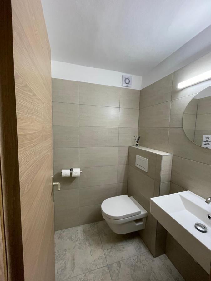 Apartment 25 *